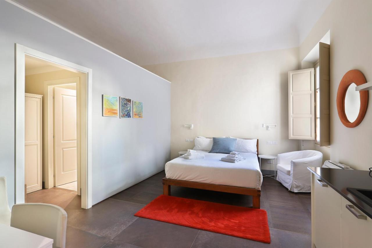 Apt. Perla - Pauline Suites, Palazzo Borghese Флоренция Экстерьер фото
